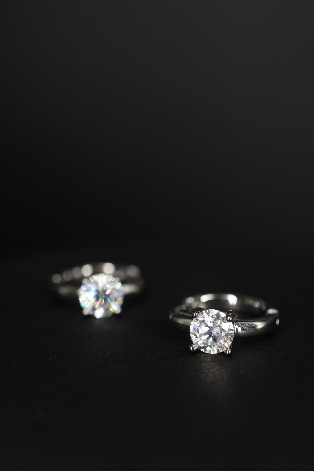 Aretes Around Basic Plata .925 - Moissanita D 0.5 ct.