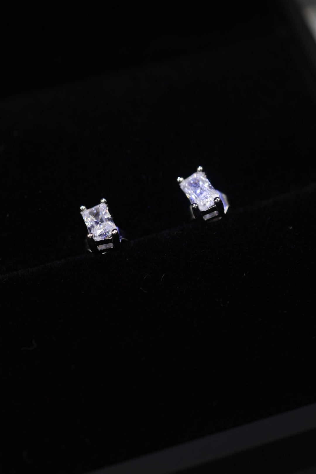 Aretes Rectangulares Plata 925 - Moissanita