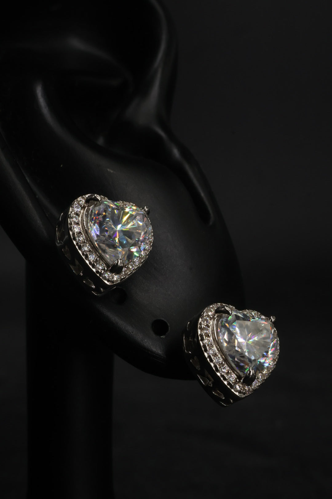 Aretes en Plata 925 Corazón Silver - Moissanita.