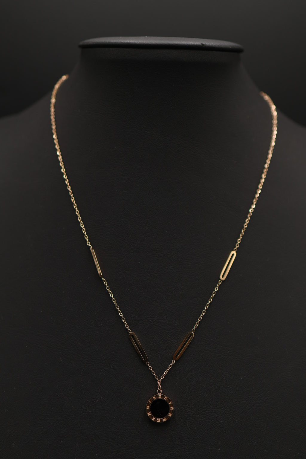 Collar con dije Numérico Doble Vista.