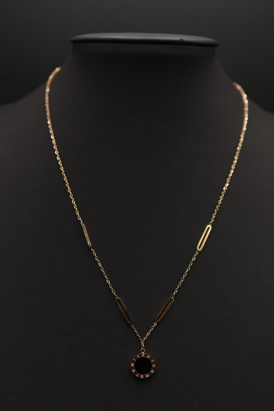 Collar con dije Numérico Doble Vista.