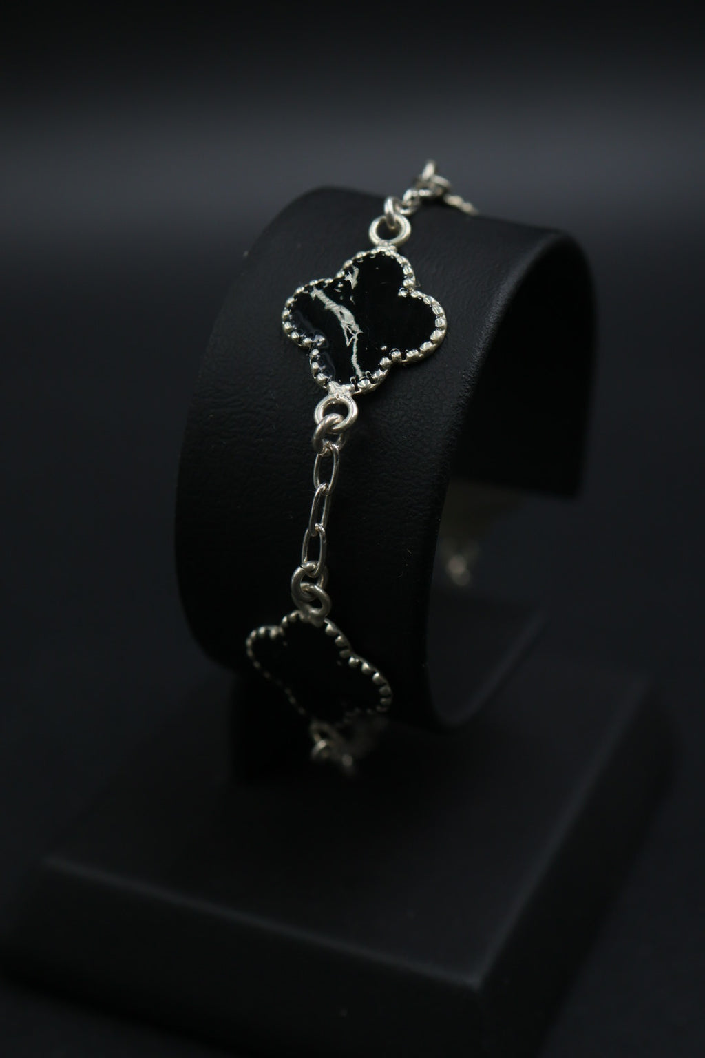 Pulsera Trébol Negro en Plata 9.25 S925