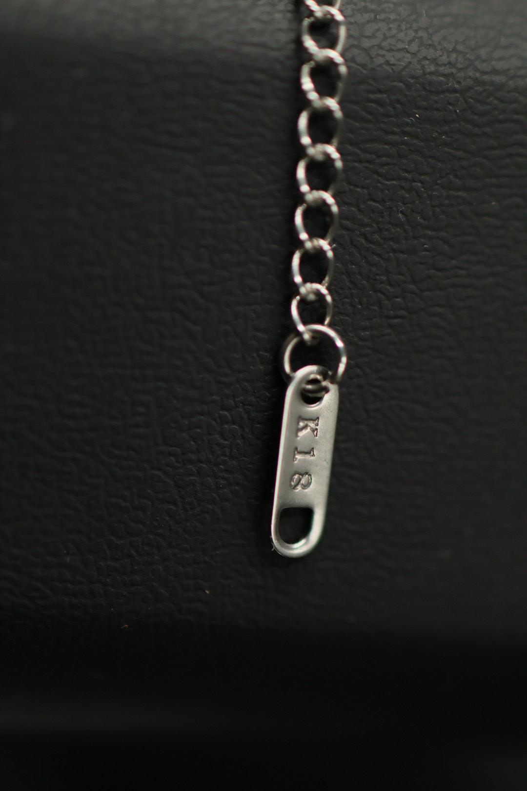 Pulsera Trébol 13 mm Liso Plateado - Blanco.