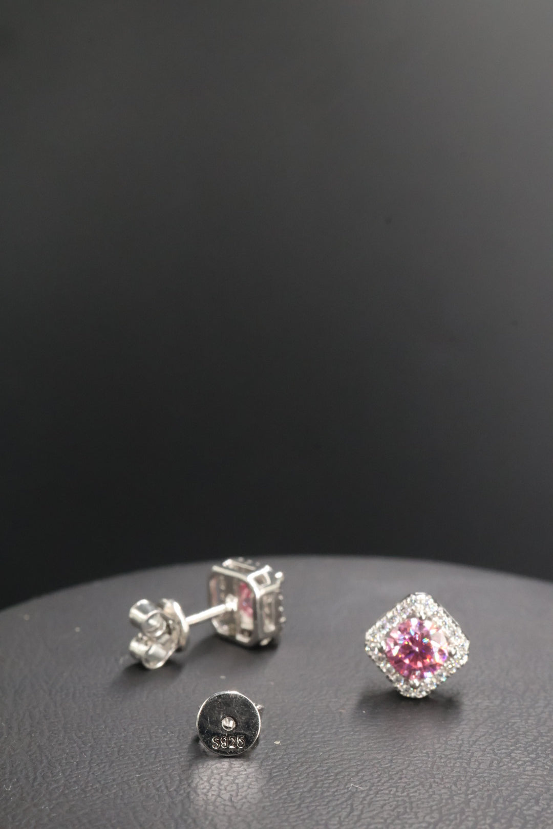 Aretes en Plata 925 Perfect Box - Moissanita Pink 0.5 ct.