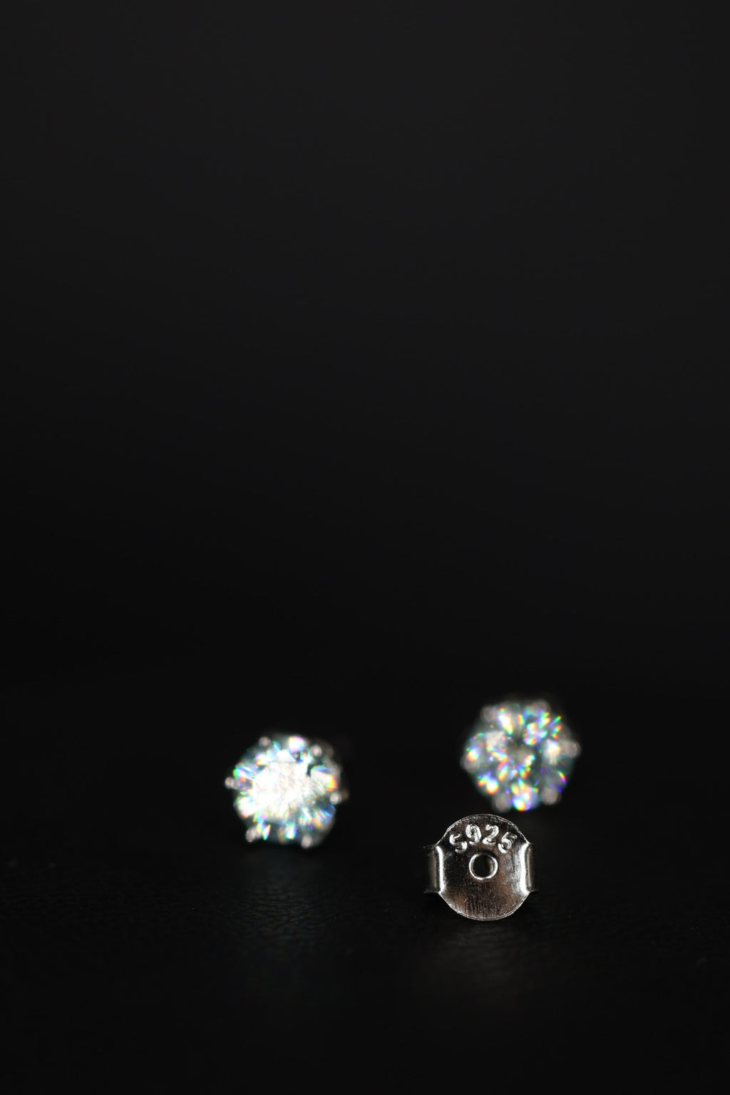 Aretes Plata .925 - Moissanita Blue 0.5 ct.