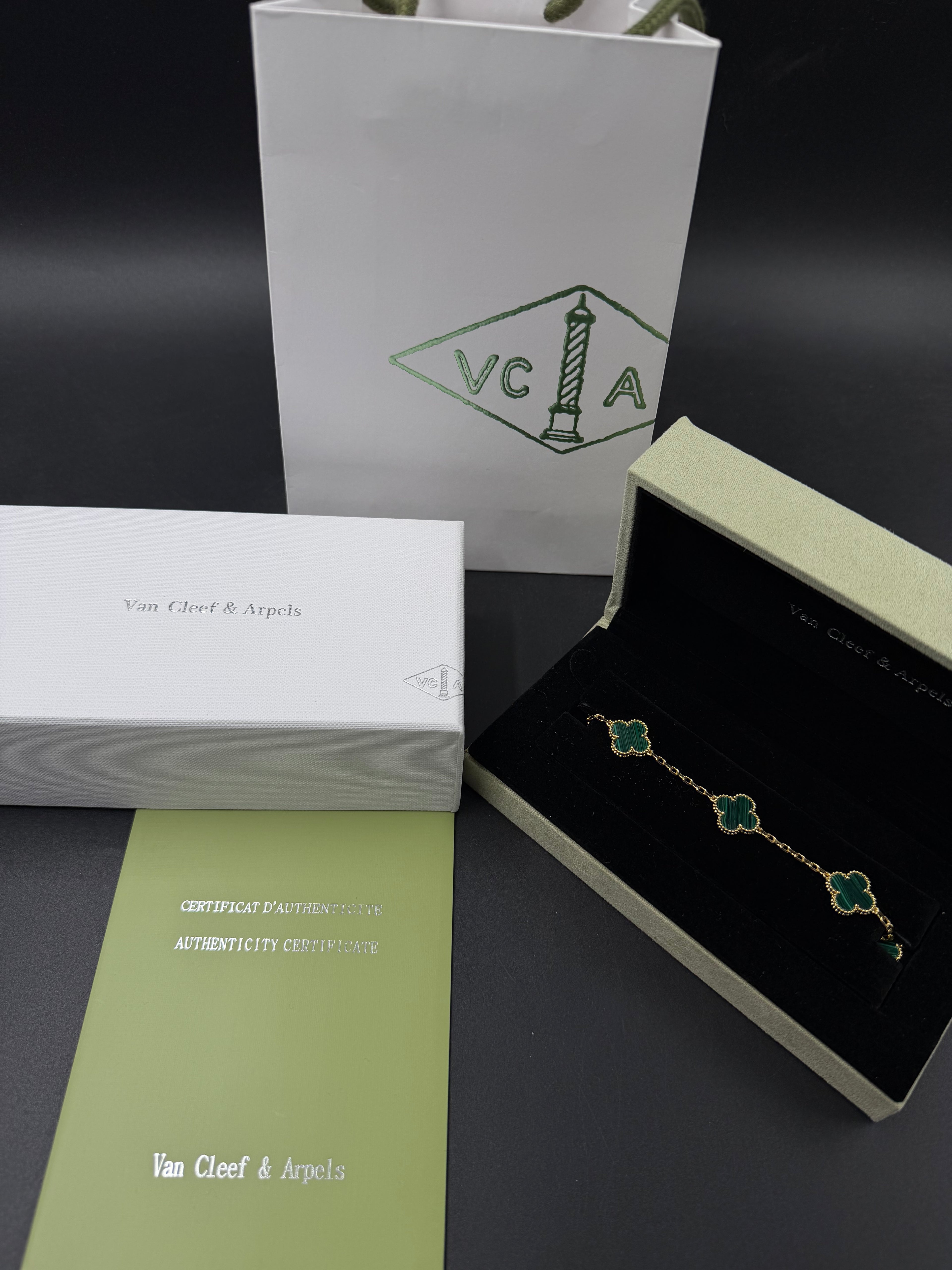 Pulsera VCA Alhambra 1:1 Gold Malaquita