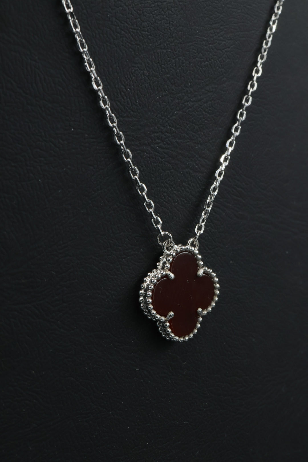 Collar Vintage Alhambra 1:1 Silver Cornalina.