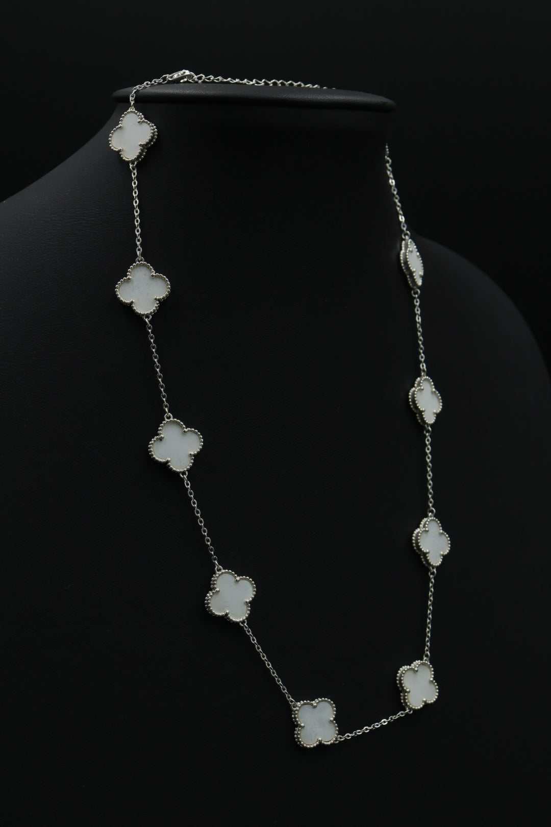 Collar 10 trébol grandes en plata 9.25 S925