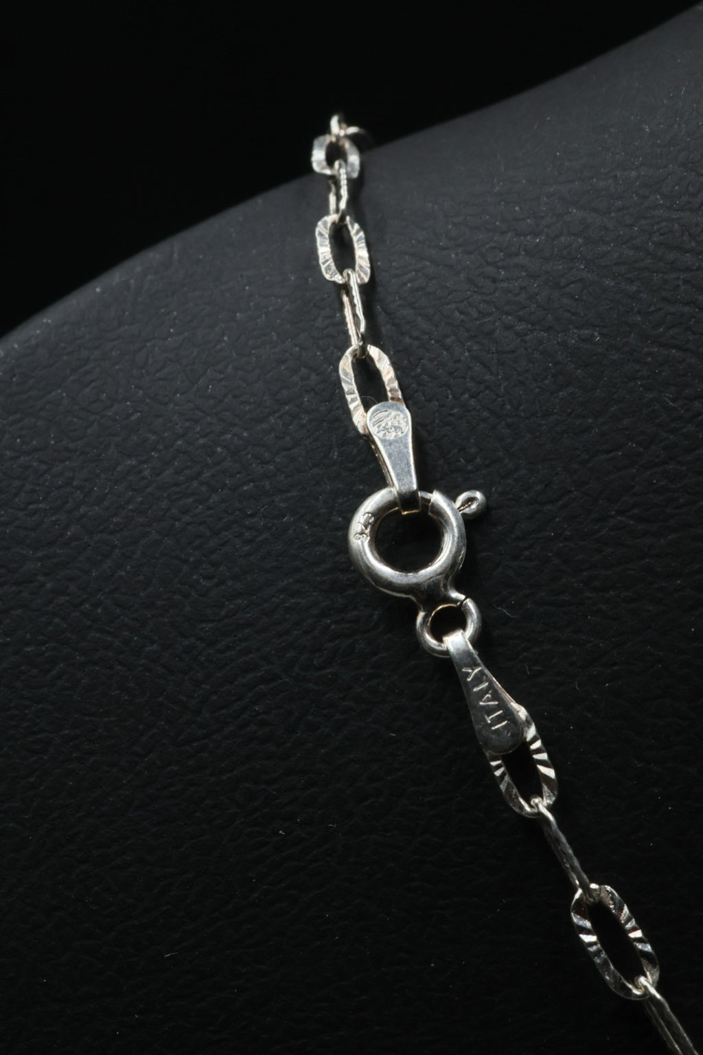 Cadena Clips.