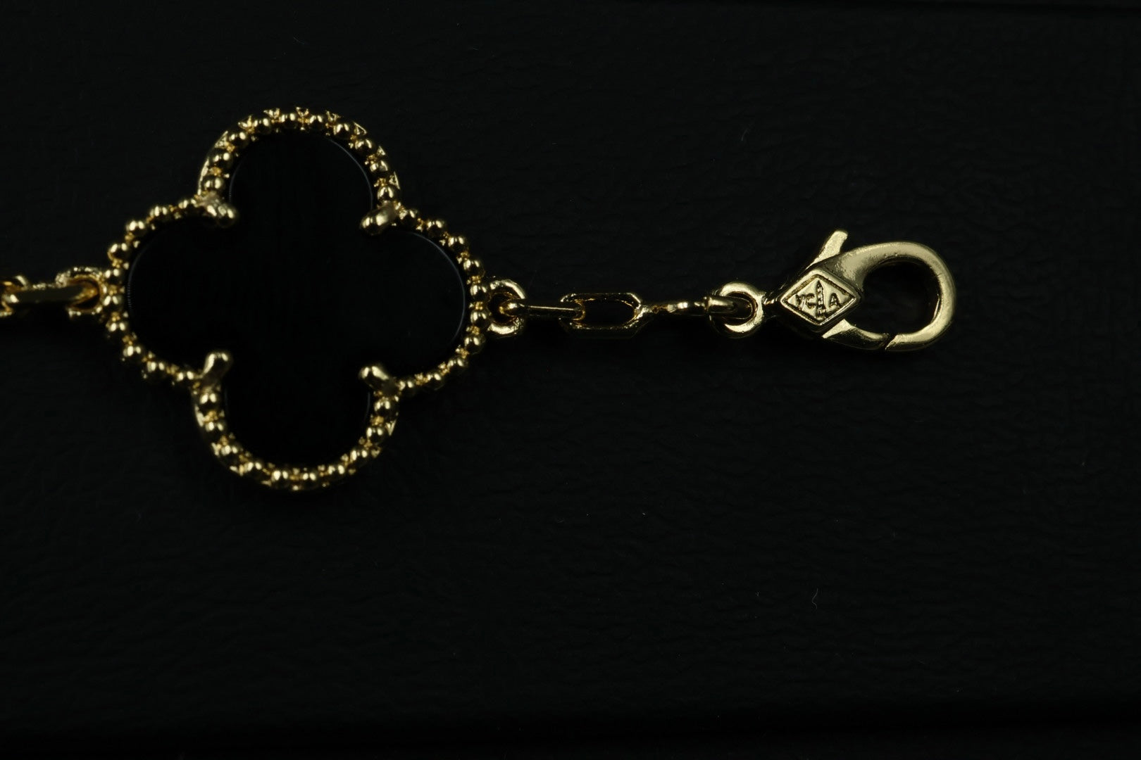Pulsera VCA Alhambra 1:1 Gold Onyx