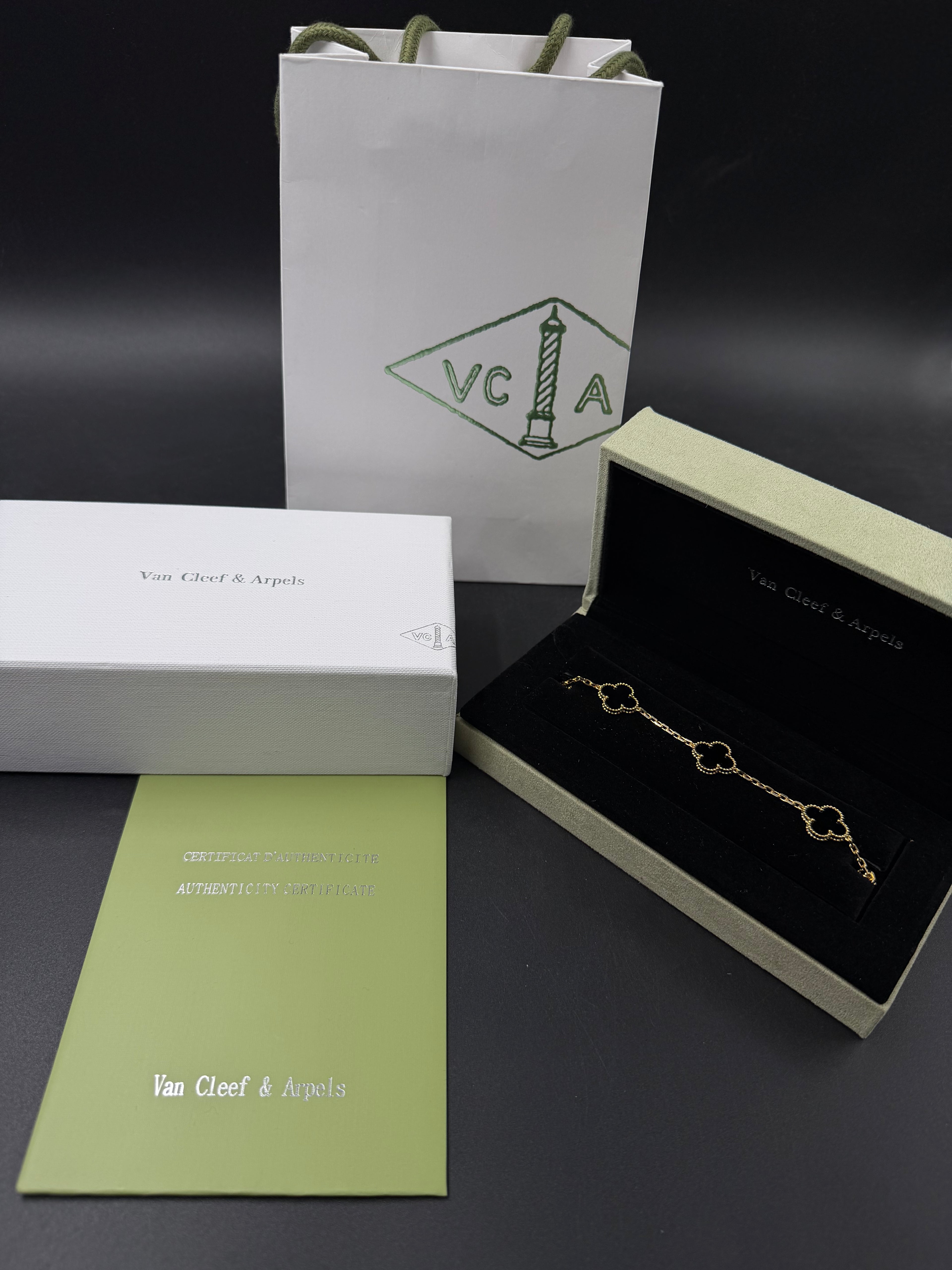 Pulsera VCA Alhambra 1:1 Gold Onyx