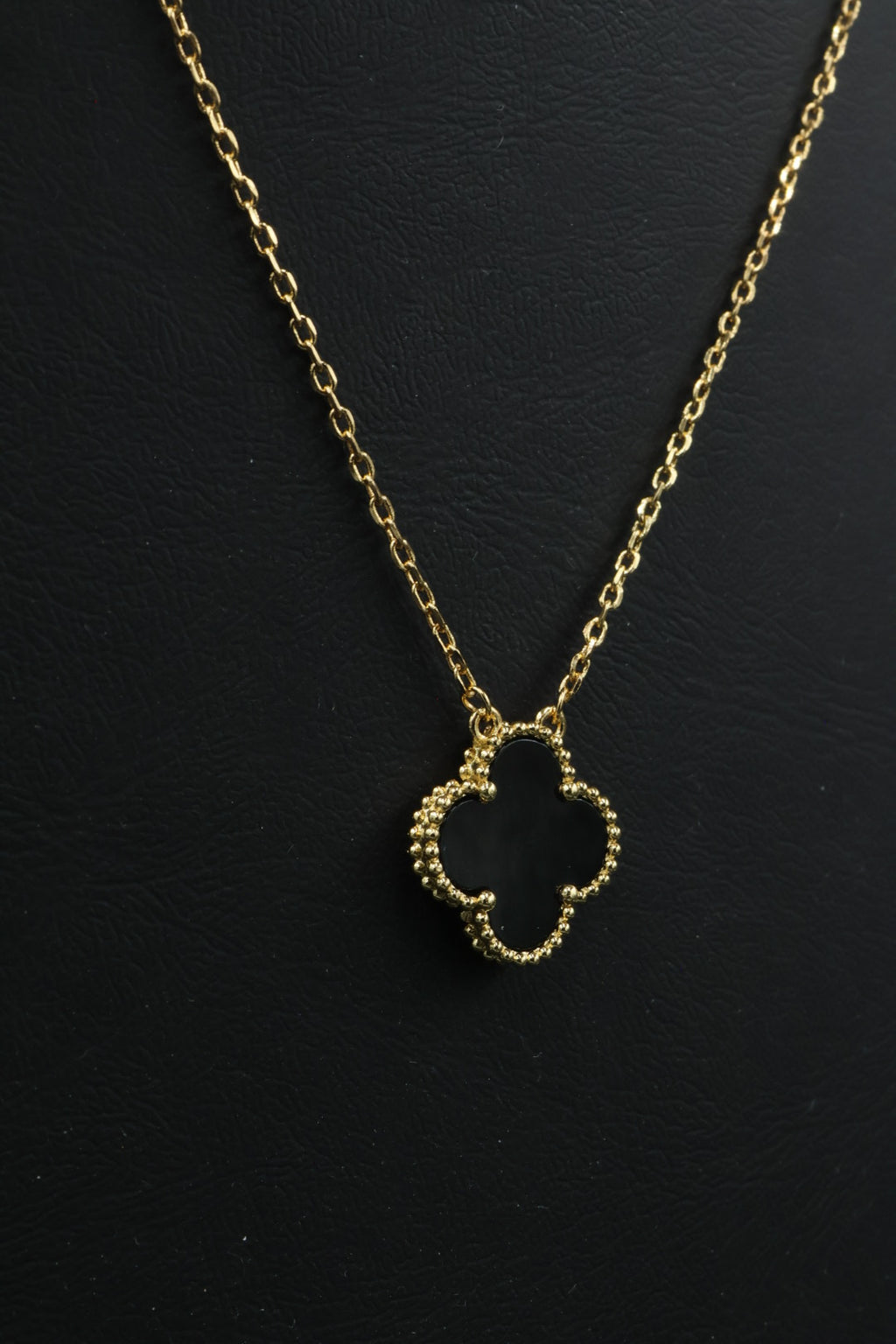 Collar Vintage Alhambra 1:1 Gold Onyx.