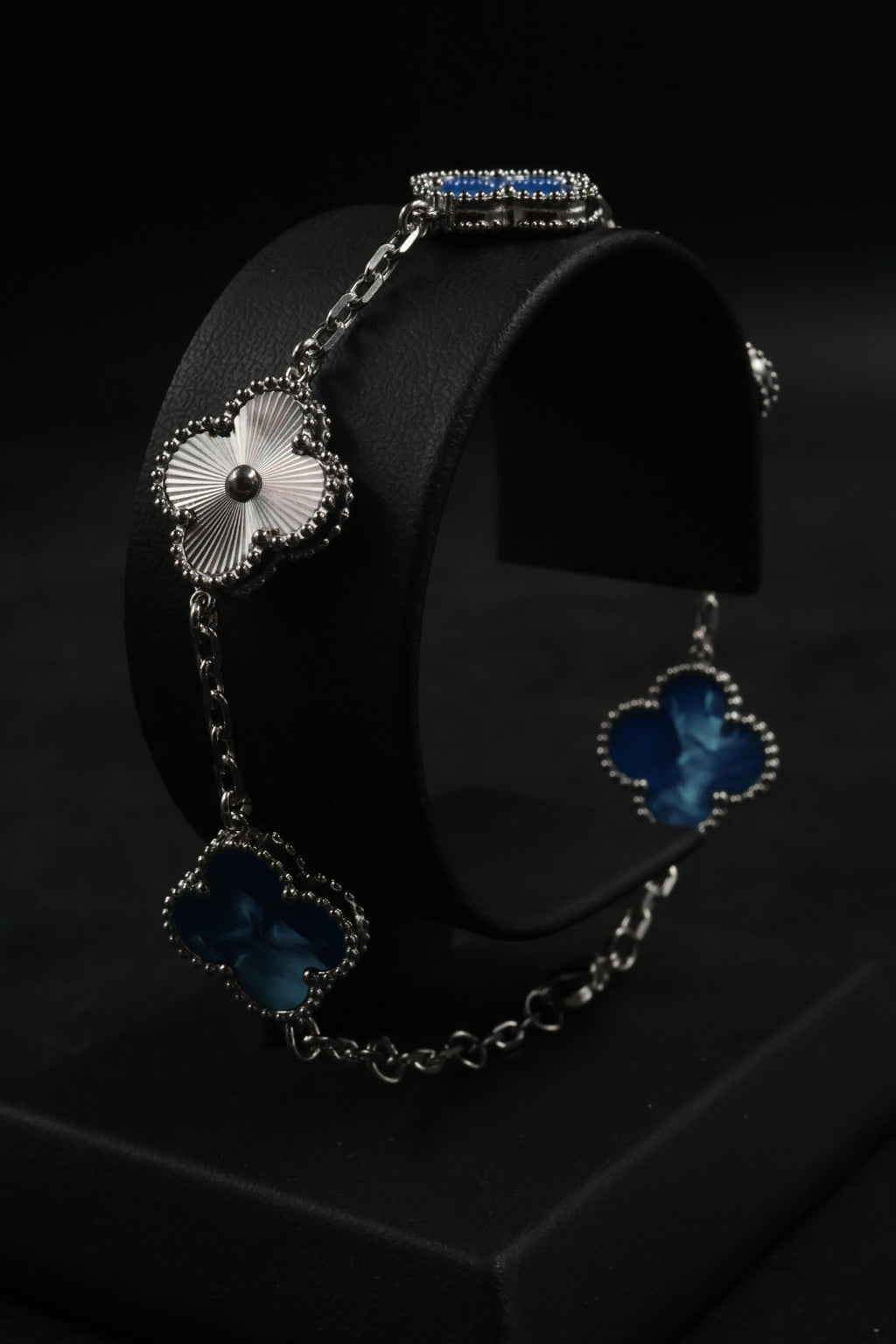Pulsera Trébol Azul Rey Mármol- Láser Plateado.