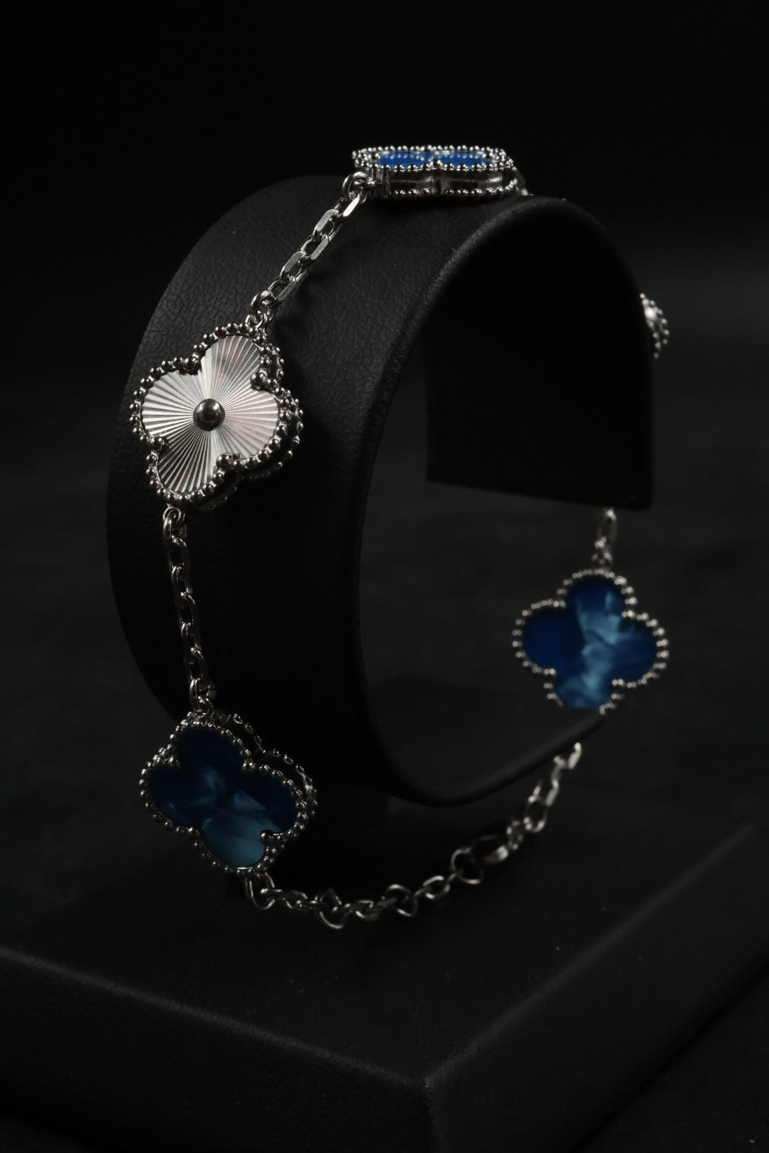 Pulsera Trébol Azul Rey Mármol- Láser Plateado.