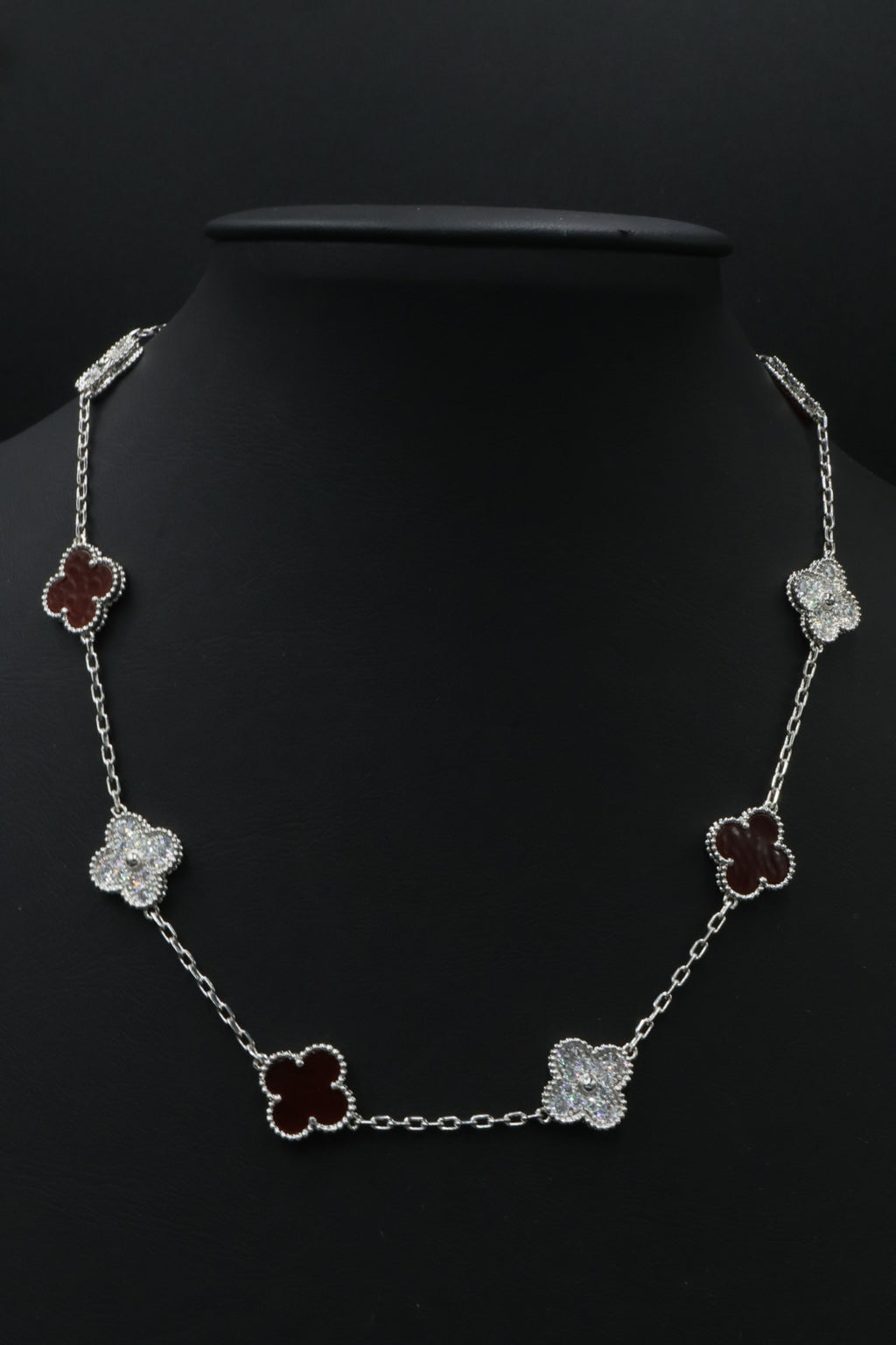 Collar VCA Alhambra 10 Motivos - Silver Cornalina Diamonds.