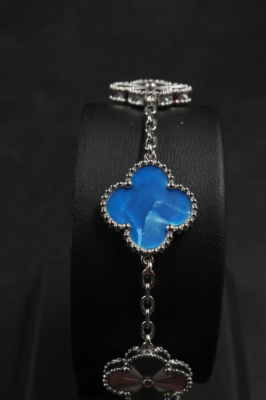 Pulsera Trébol Azul Rey Mármol- Láser Plateado.