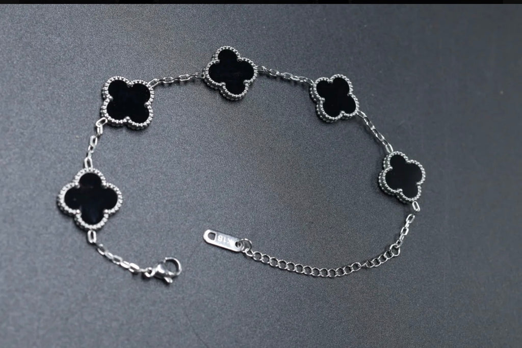 Pulsera Full Set trébol 15 mm básica. Plateada - Negro