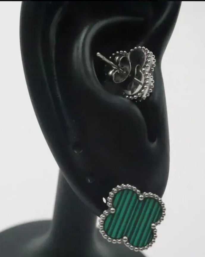 Arete Trébol 15 mm Plateado - Verde.