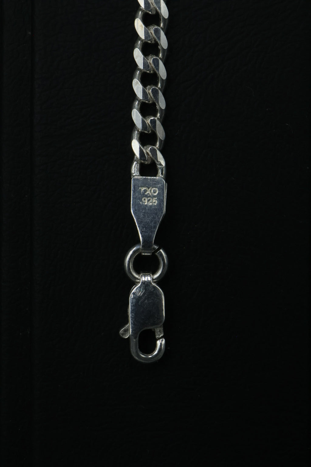Pulsera tejido cubano con placa.