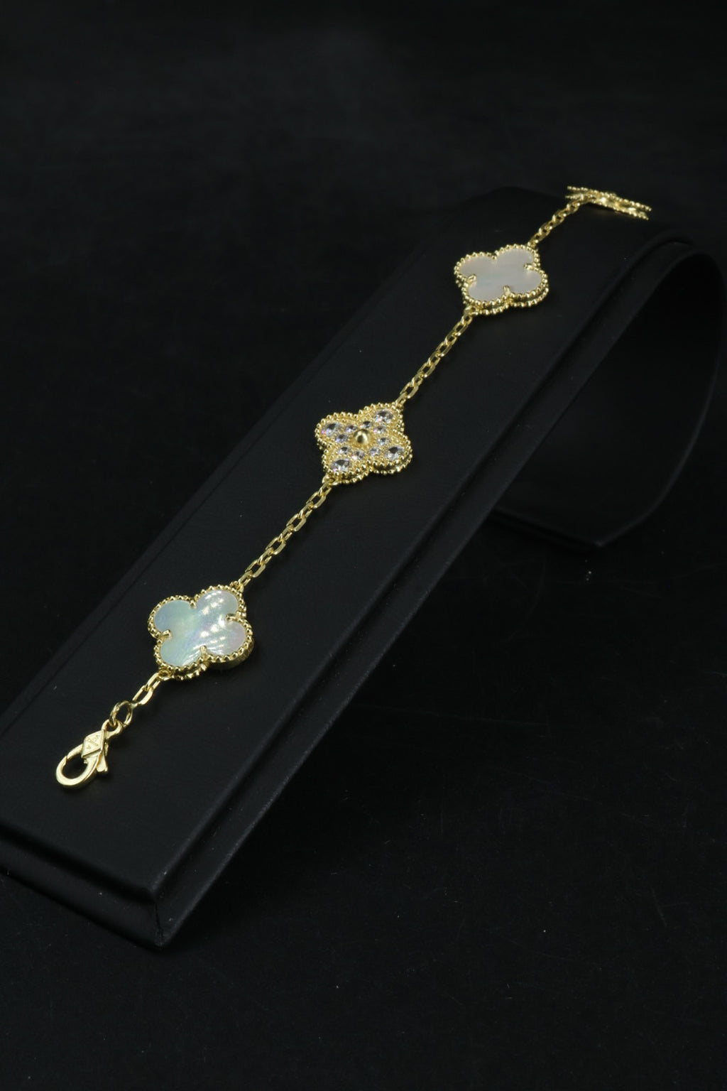 Pulsera VCA Plata .925 1:1 Vintage Alhambra, 5 Nácar- Diamonds / Gold