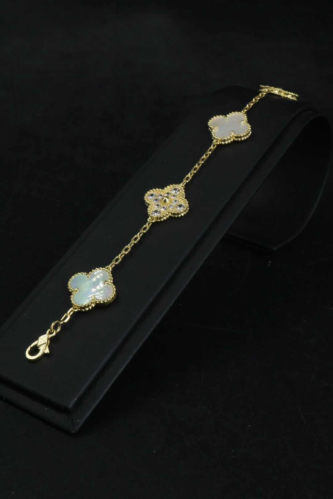 Pulsera VCA Plata .925 1:1 Vintage Alhambra, 5 Nácar- Diamonds / Gold