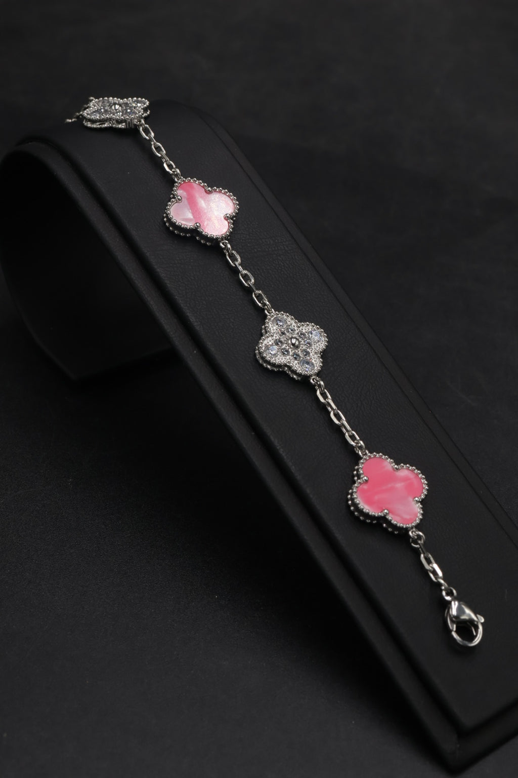 Pulsera Trébol 15 mm Mármol Rosa con Zirconias