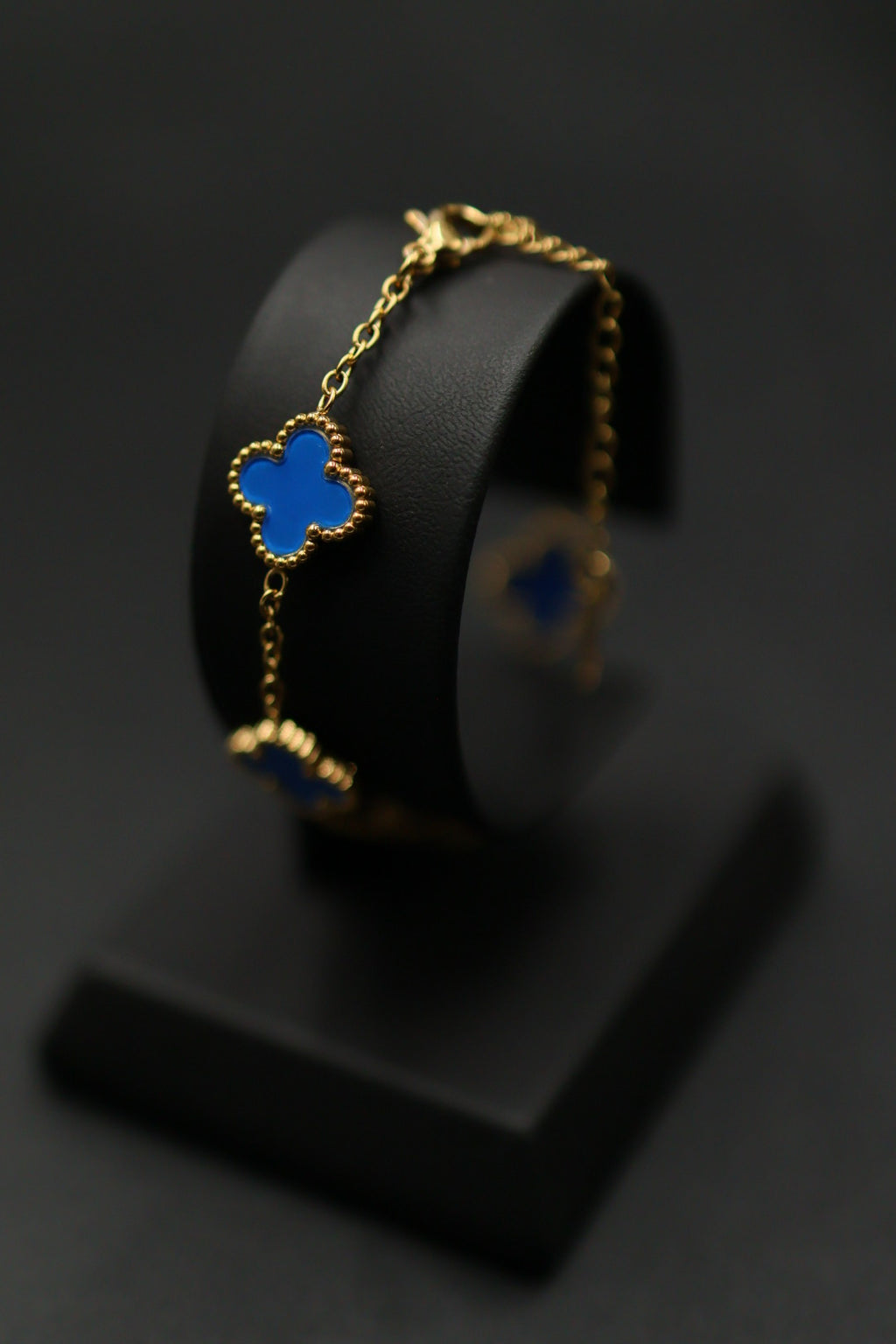 Pulsera Trébol 13 mm Liso Dorado - Azul.