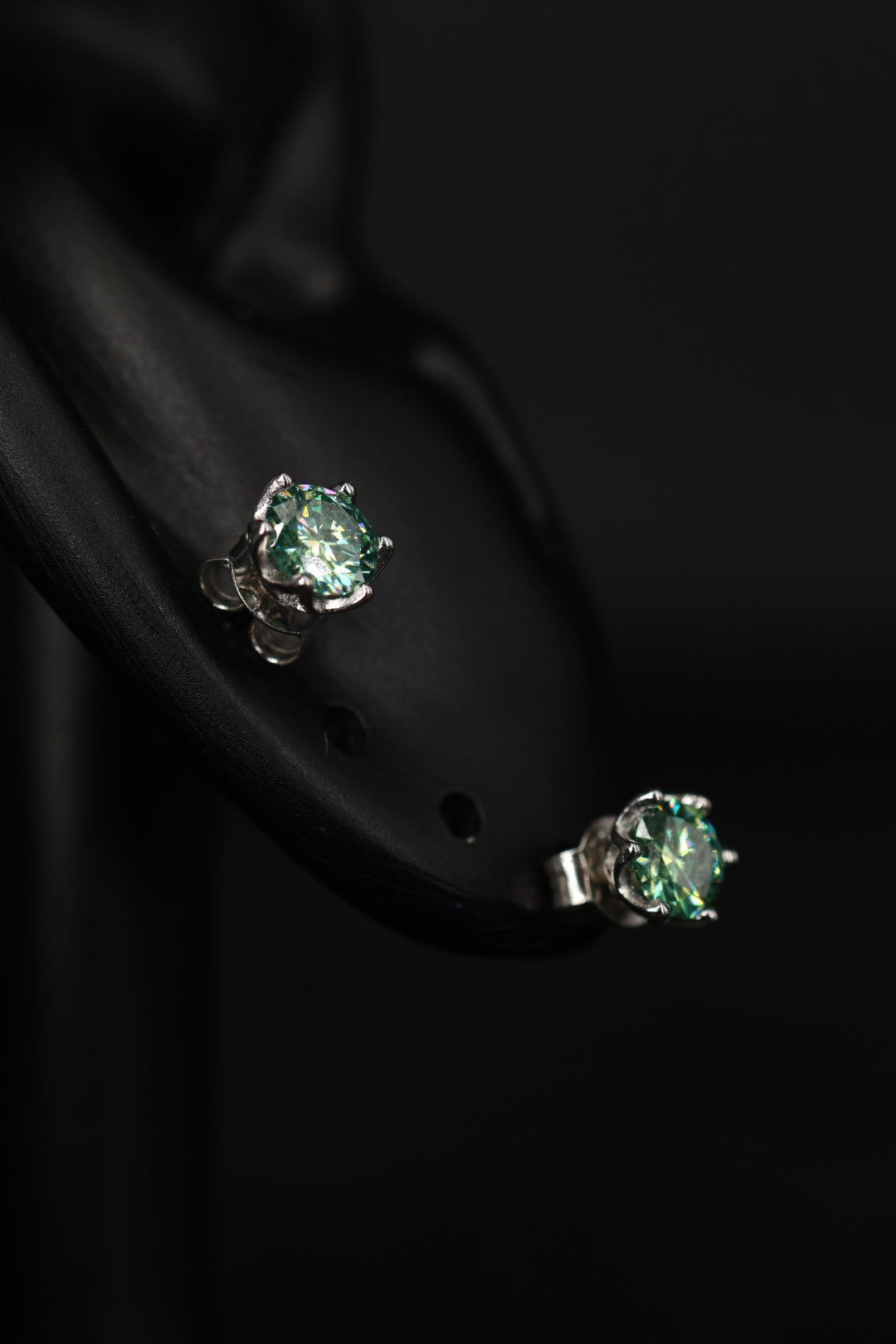 Aretes Plata .925 - Moissanita Blue 0.5 ct.