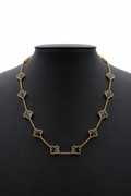 Collar Trébol 13 mm Negro Marmolado. - Dorado.