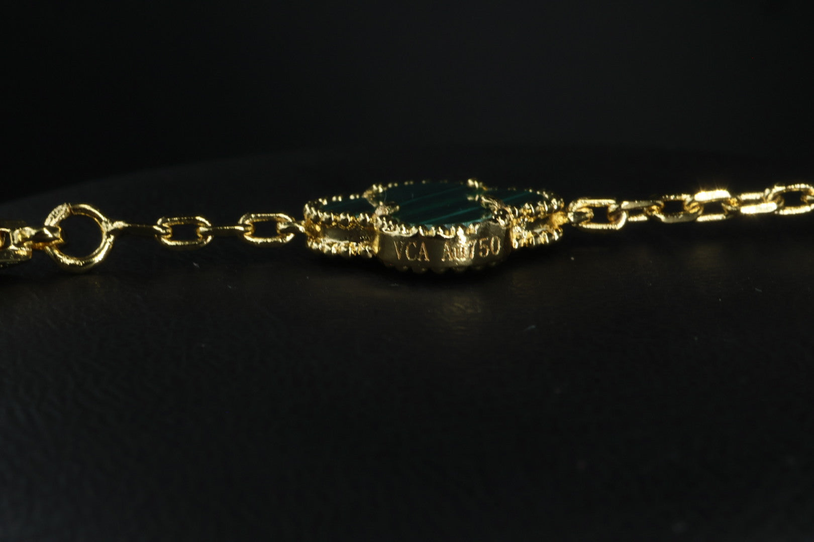 Collar VCA Alhambra 10 Motivos - Gold Malaquita Diamonds.