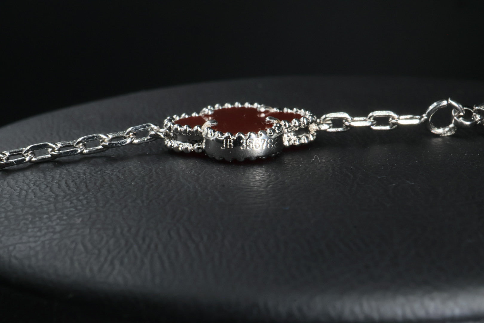 Collar VCA Alhambra 10 Motivos - Silver Cornalina Diamonds.
