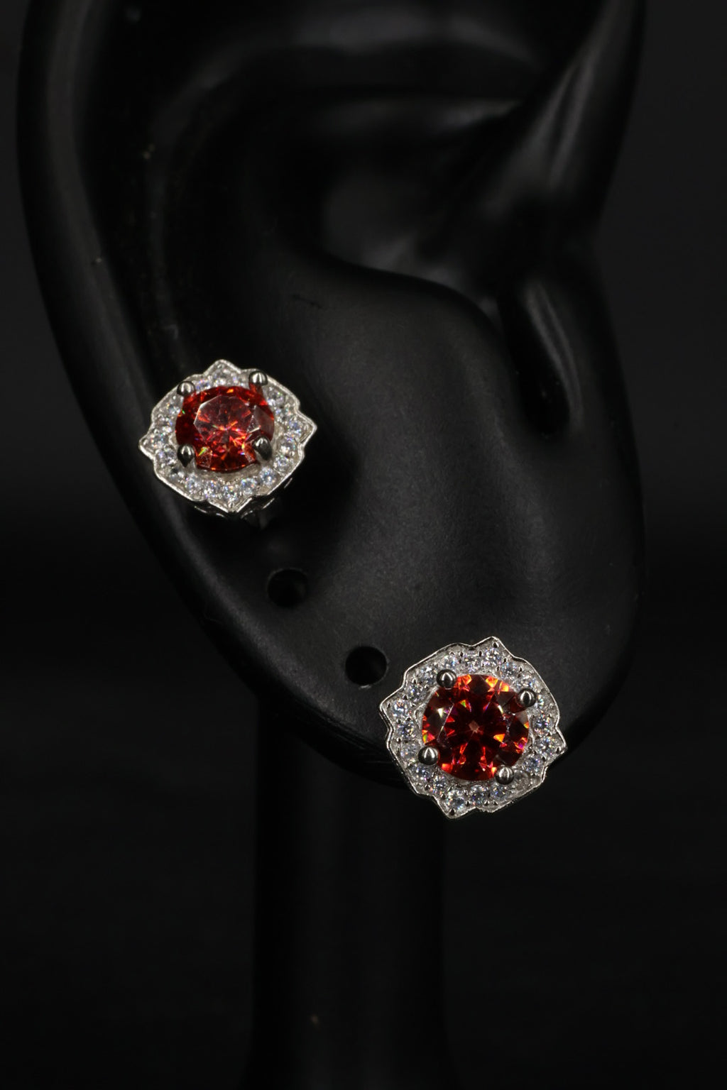 Aretes Hexagonal Plata .925 - Moissanita Red 0.5 ct.
