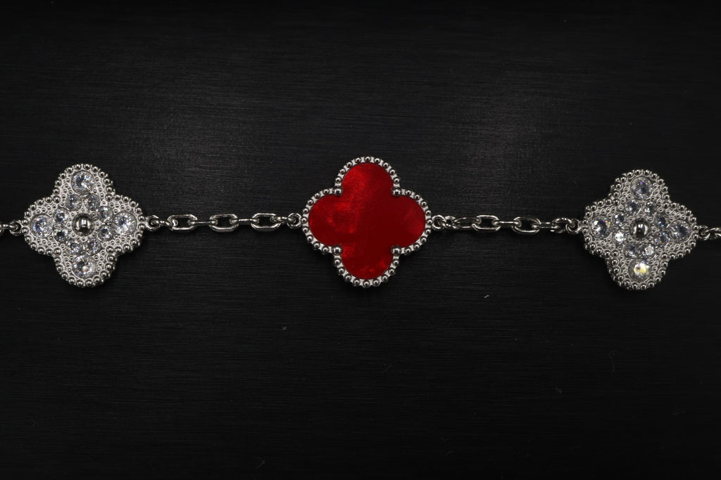 Pulsera Trébol 15 mm Mármol Rojo con Zirconias