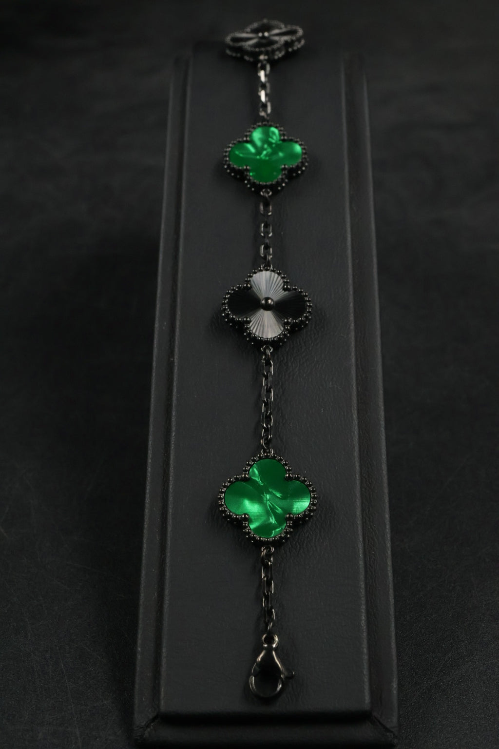 Pulsera Trébol Verde Mármol- Láser Negro.