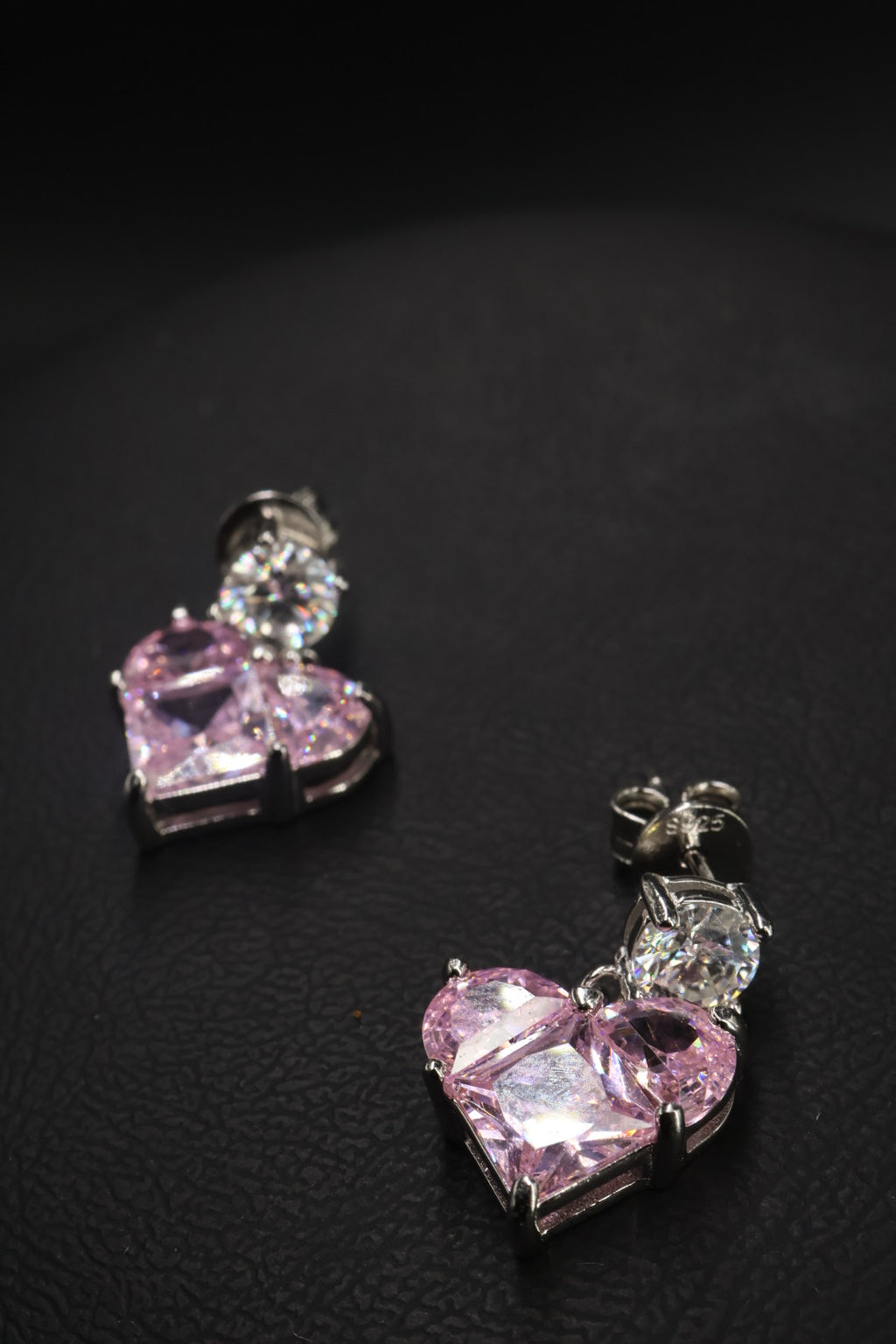 Aretes en Plata 925 Corazón CZ - Moissanita D 0.5 ct.