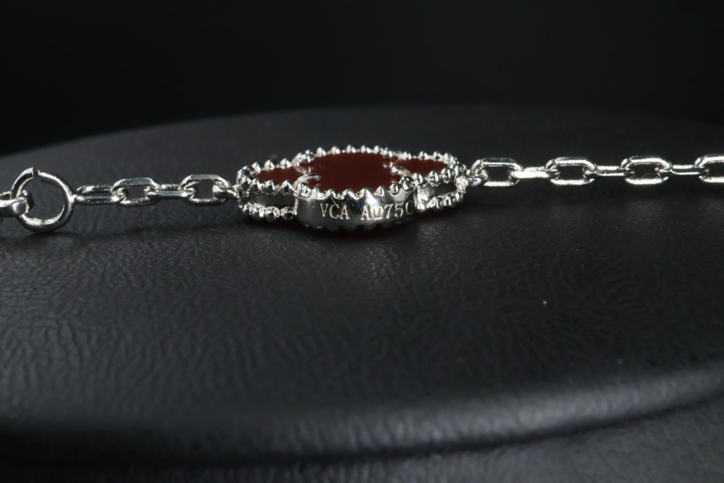 Collar VCA Alhambra 10 Motivos - Silver Cornalina Diamonds.