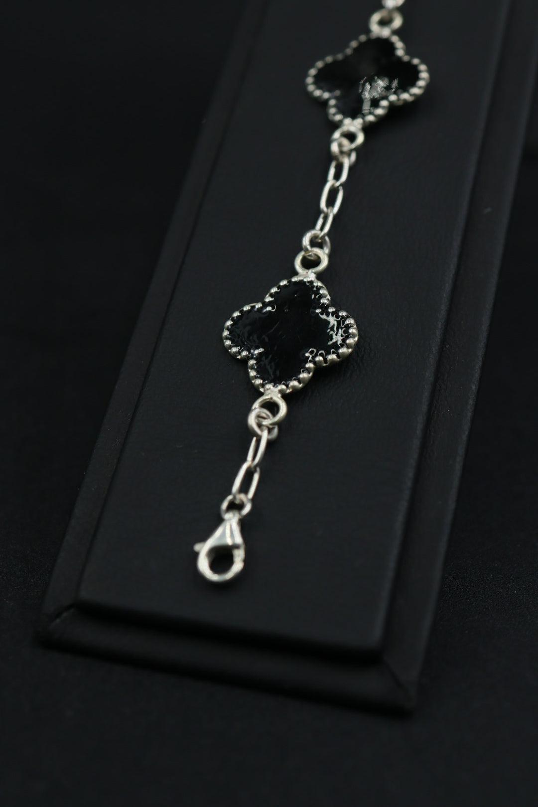 Pulsera Trébol Negro en Plata 9.25 S925
