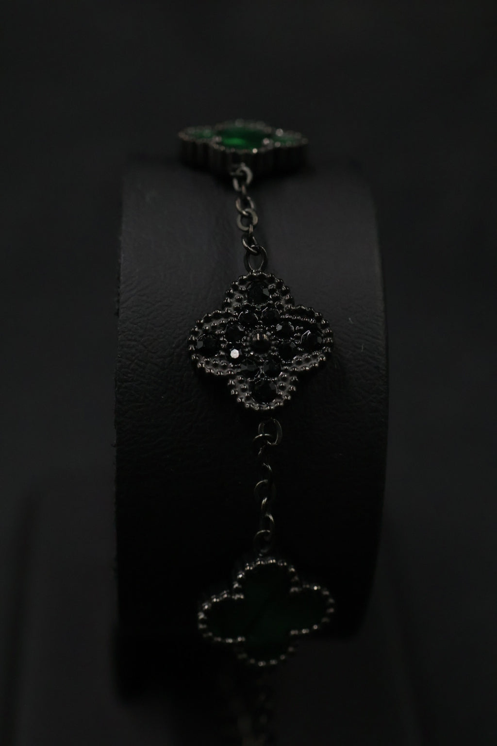 Pulsera Trébol Verde Mármol- Zirconias Negras.
