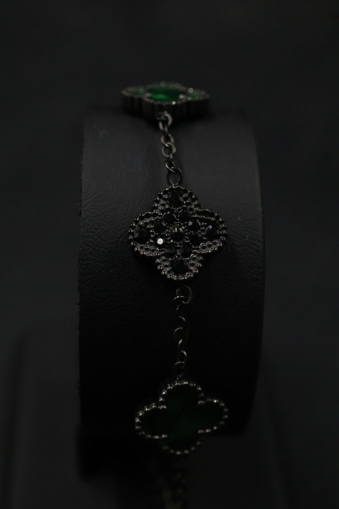 Pulsera Trébol Verde Mármol- Zirconias Negras.