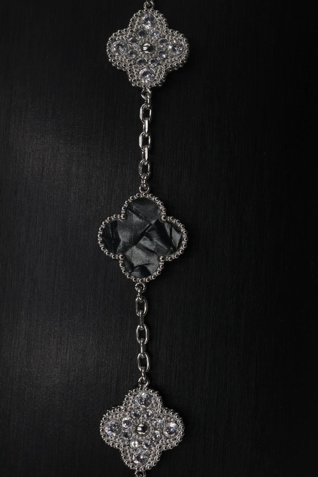 Pulsera Trébol 15 mm Mármol Negro con Zirconias