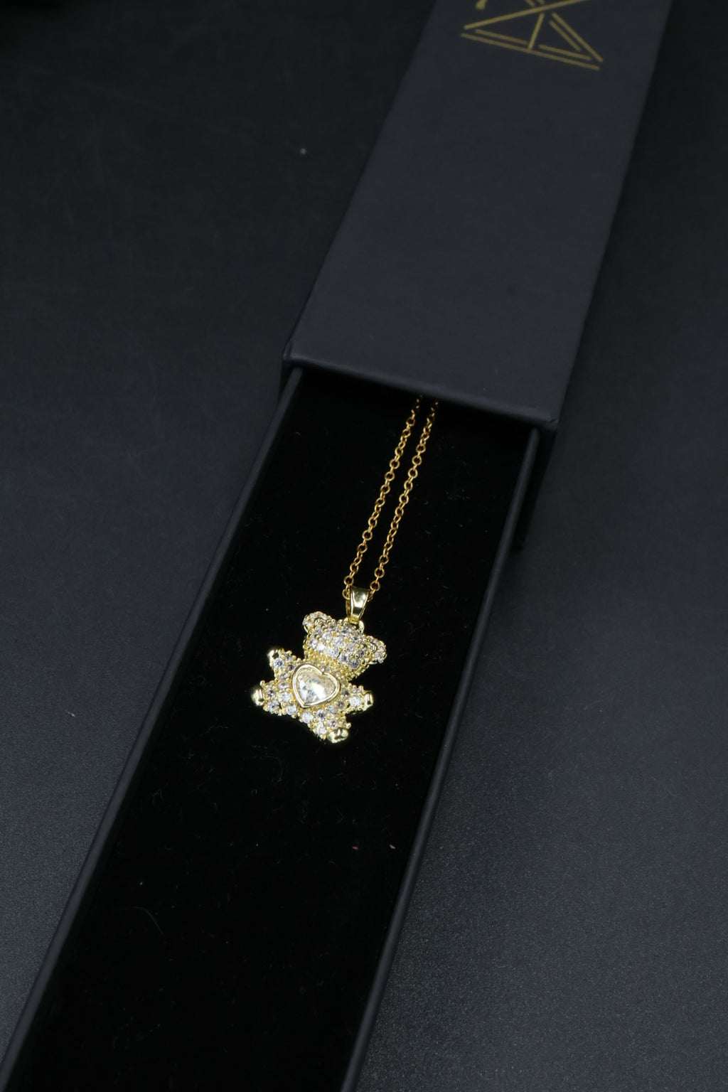 Collar con dije de Oso Full Zirconias- Gold.