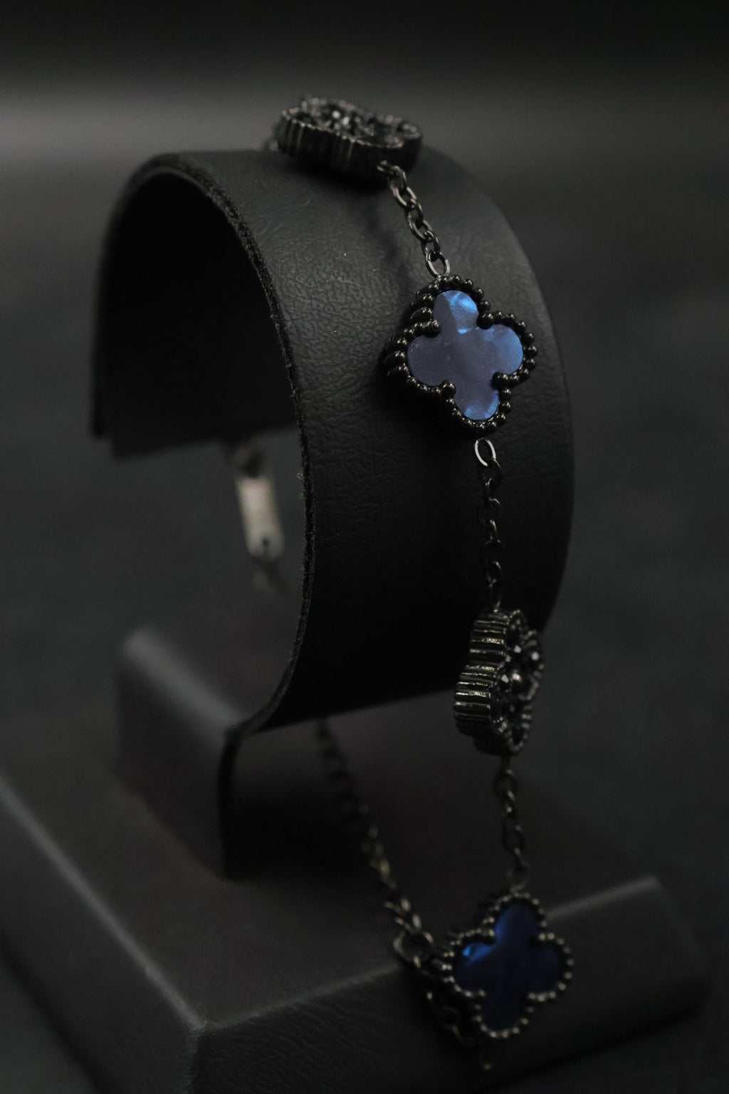 Pulsera Trébol Azul Marino Mármol- Zirconias Negras.