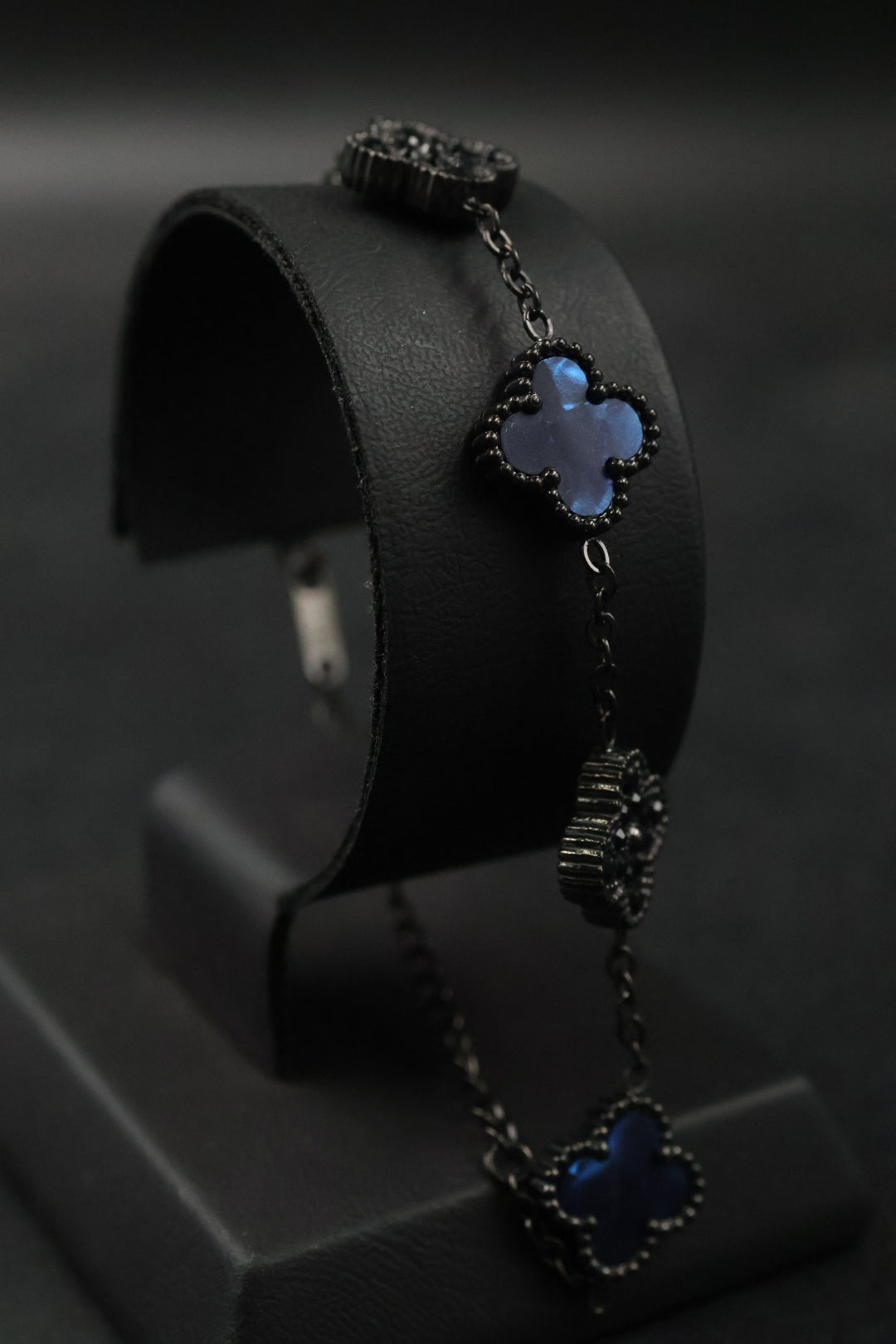 Pulsera Trébol Azul Marino Mármol- Zirconias Negras.