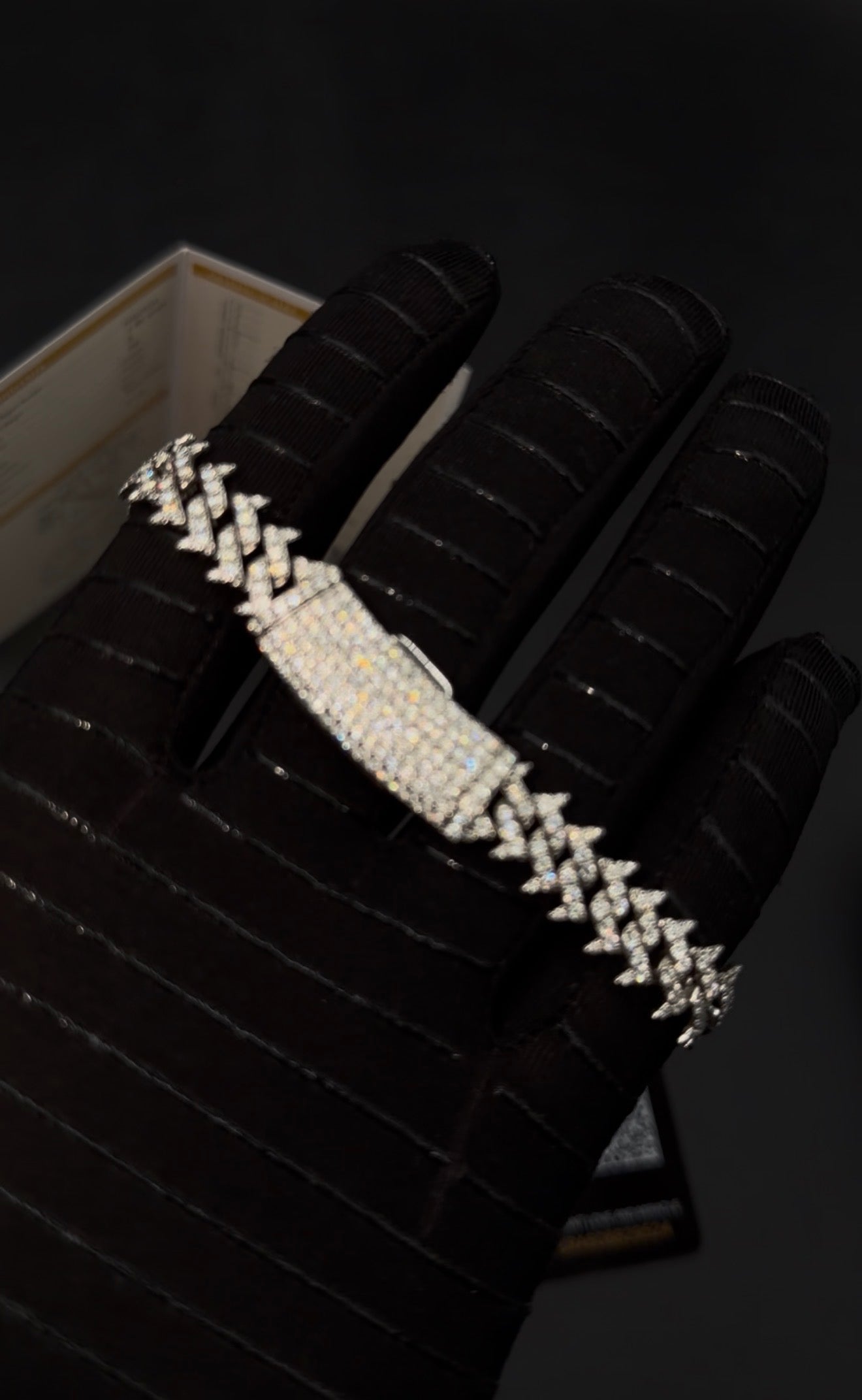 Pulsera Thorns Box - Moissanita