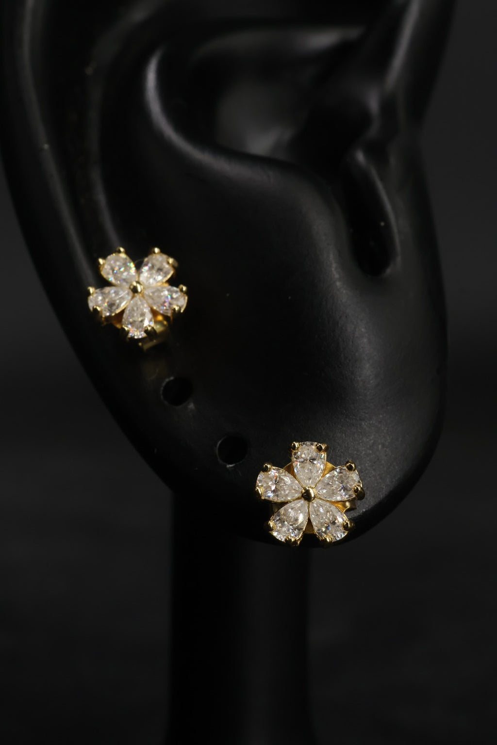 Aretes en Plata 925 Flor Gold - Moissanita.