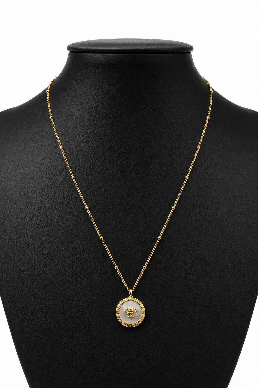 Collar con dije de Medusa - Versace.