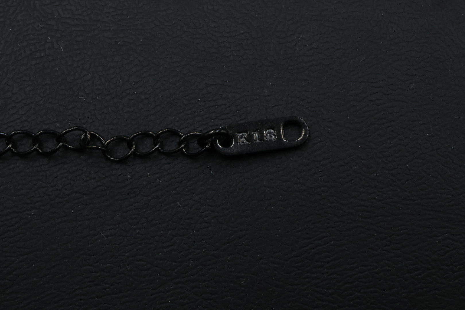 Pulsera Negra Trébol 13 mm Mármol - Morado.