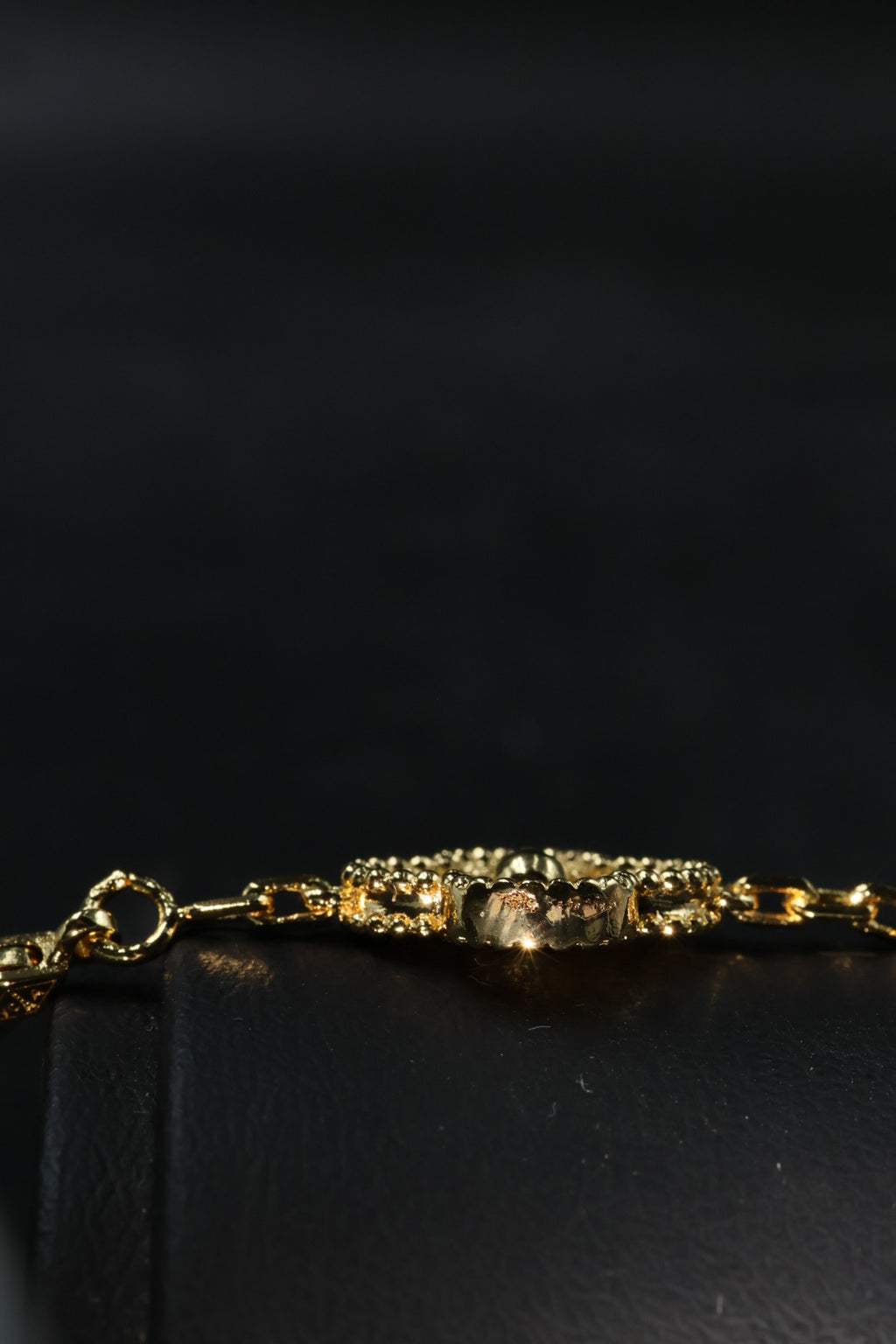 Pulsera VCA Alhambra 1:1 Gold Textura