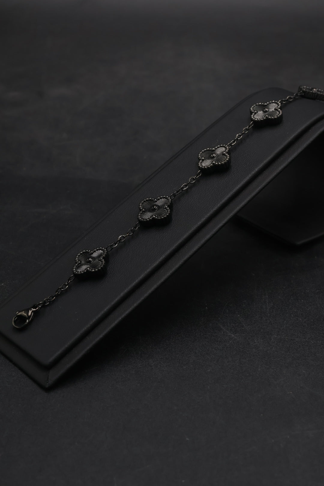 Pulsera Trébol 13 mm Negro - Láser.