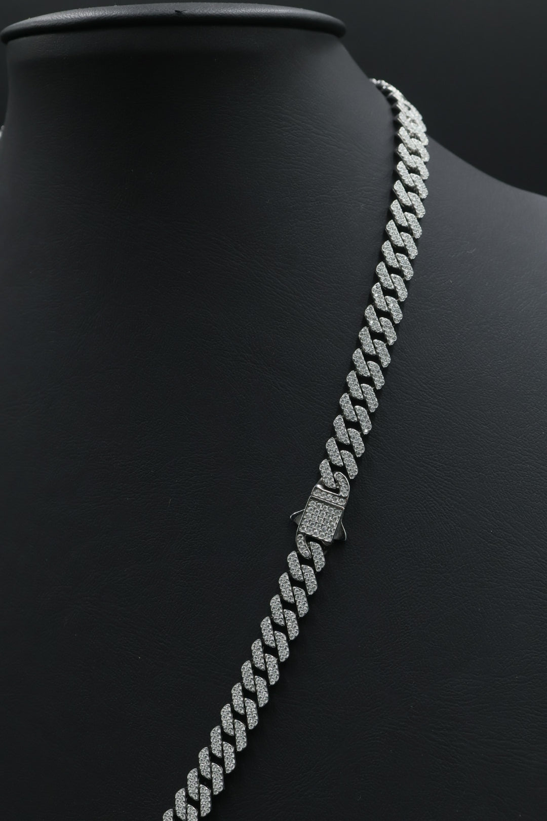 Cadena Cubana Full Zirconias con Broche de Caja. AI316L